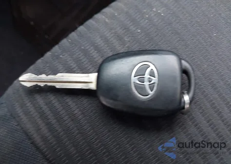 2016 Toyota Rav4 Le z USA, uszkodzony, nr VIN JTMZFREV8GD081377